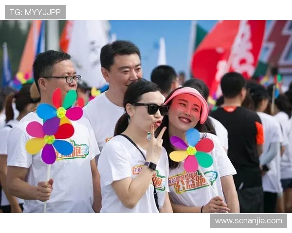 激烈对决再掀高潮双方比分紧咬鏖战至最后一秒