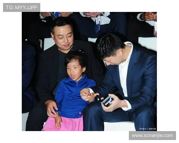 李丽的乒乓球之路：从青涩少女到世界冠军的成长故事