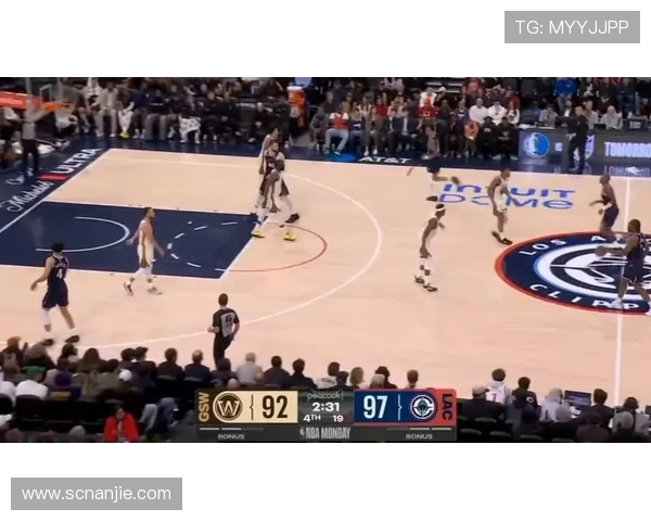 勇士与快船激战13日精彩录像回放全程回顾与分析